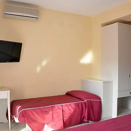 Giotto Hotel Garda (Verona)
