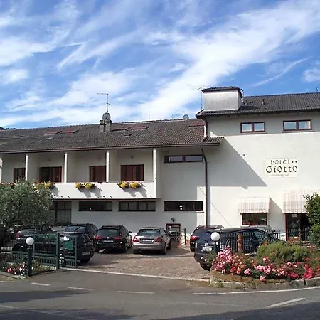 Giotto Hotell 2*